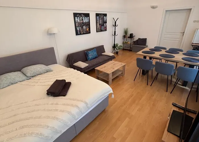 Dh Duomo V Big Party 12 People كَشّا