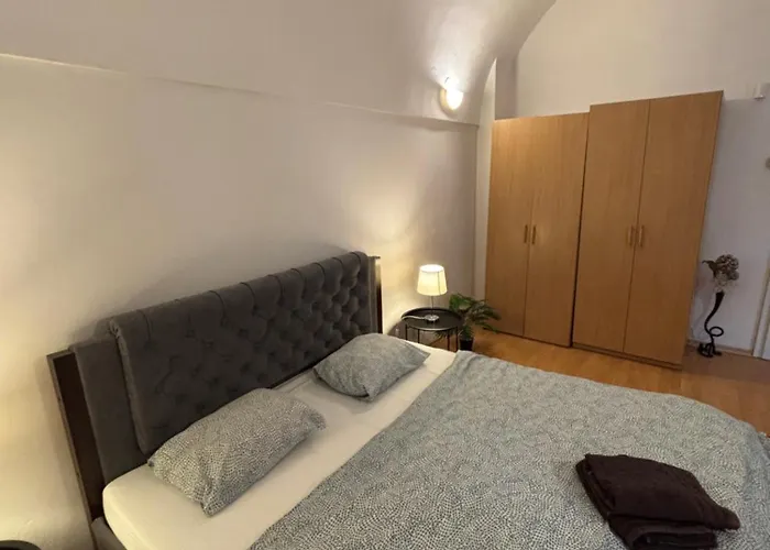 Dh Duomo V Big Party 12 People كَشّا