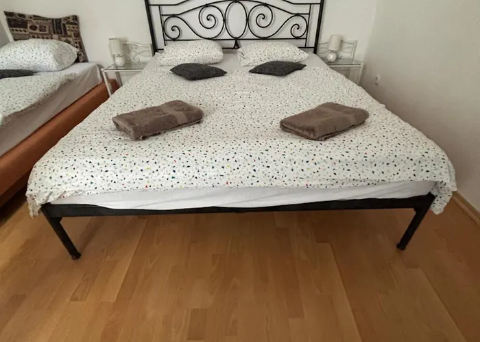 Dh Duomo V Big Party 12 People *